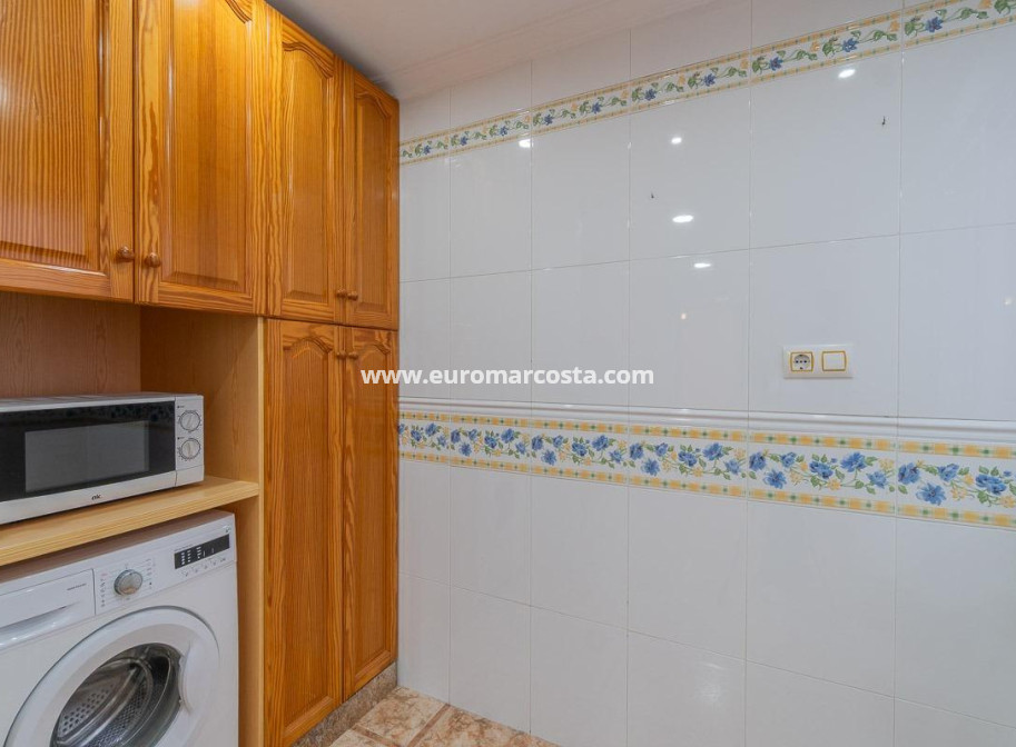 Objekte zum Wiederverkauf - Wohnung - Torrevieja - TORREVIEJA