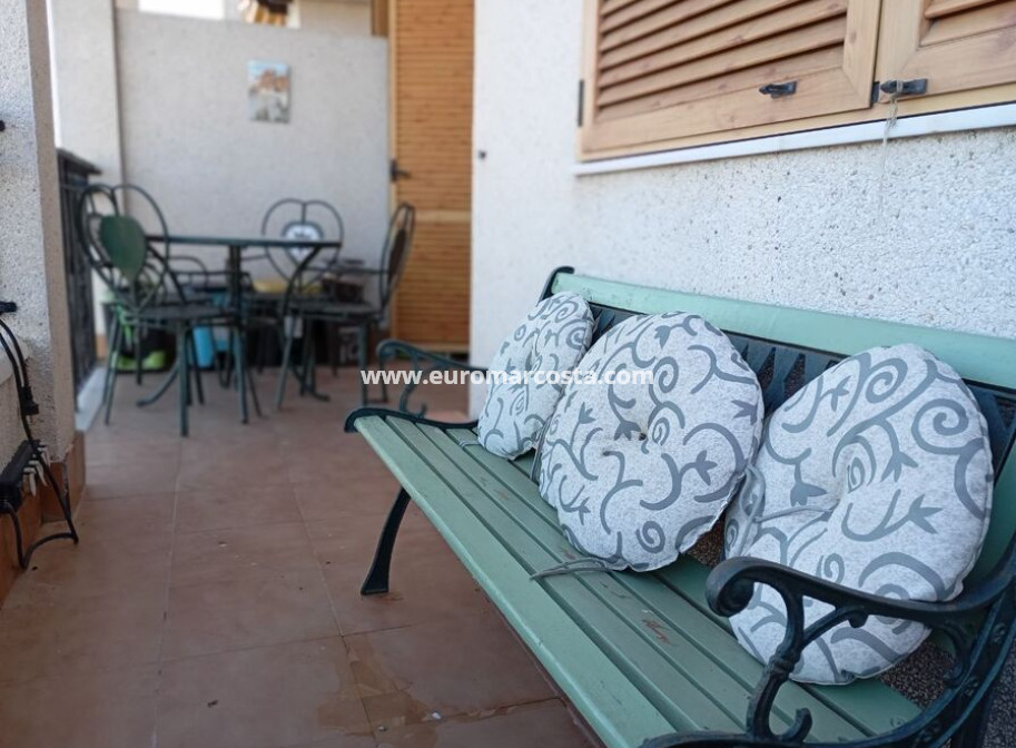 Objekte zum Wiederverkauf - Stadthaus - Daya Vieja