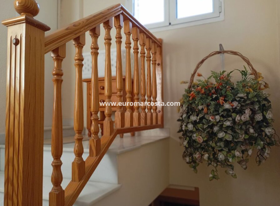 Objekte zum Wiederverkauf - Stadthaus - Daya Vieja