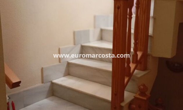 Objekte zum Wiederverkauf - Stadthaus - Daya Vieja