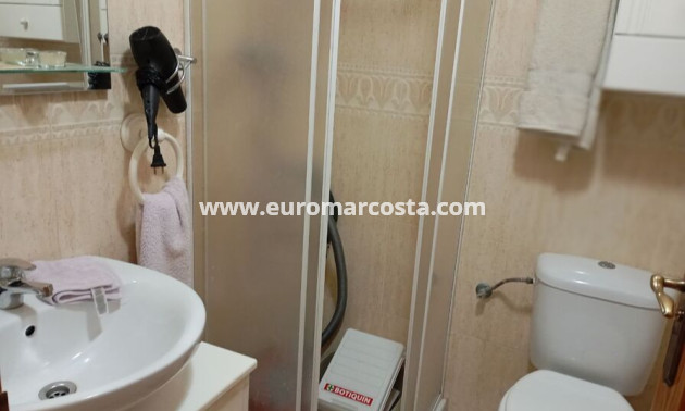 Objekte zum Wiederverkauf - Stadthaus - Daya Vieja