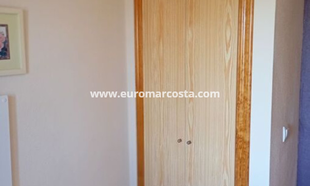 Objekte zum Wiederverkauf - Stadthaus - Daya Vieja