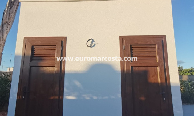 Neubauten - Villa freitstehend - Los Montesinos