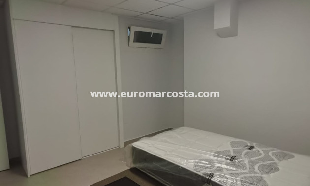 Neubauten - Villa freitstehend - Los Montesinos