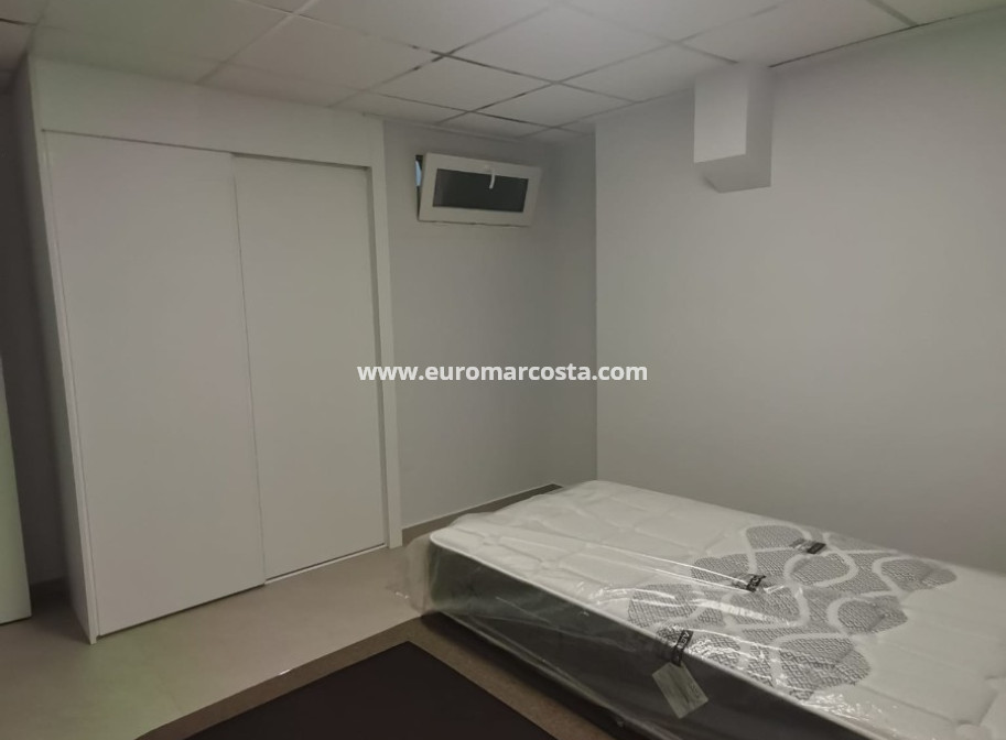 Neubauten - Villa freitstehend - Los Montesinos