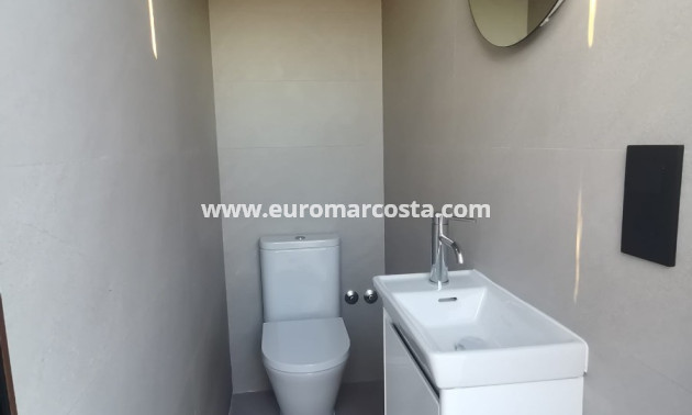 Neubauten - Villa freitstehend - Los Montesinos