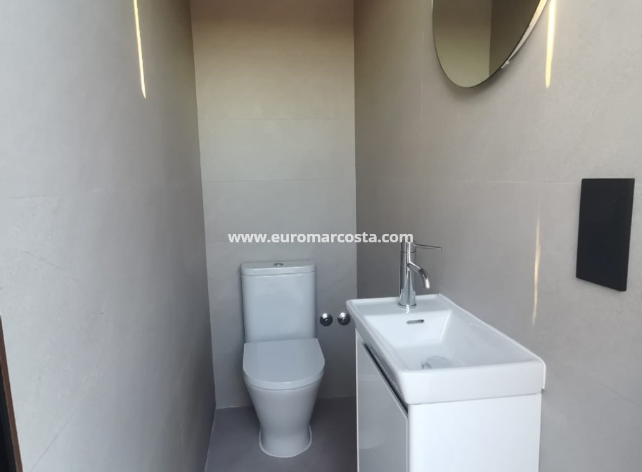 Neubauten - Villa freitstehend - Los Montesinos