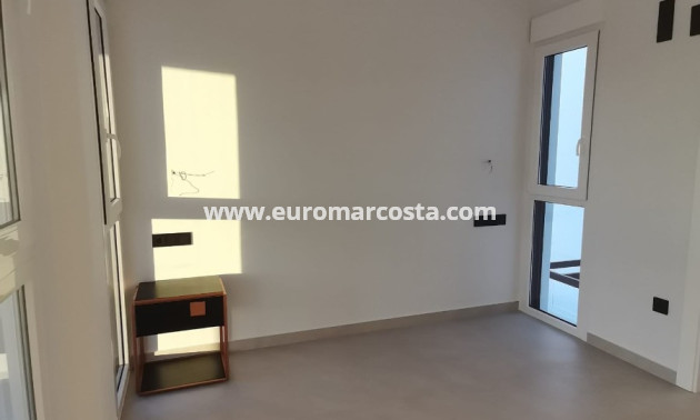 Neubauten - Villa freitstehend - Los Montesinos