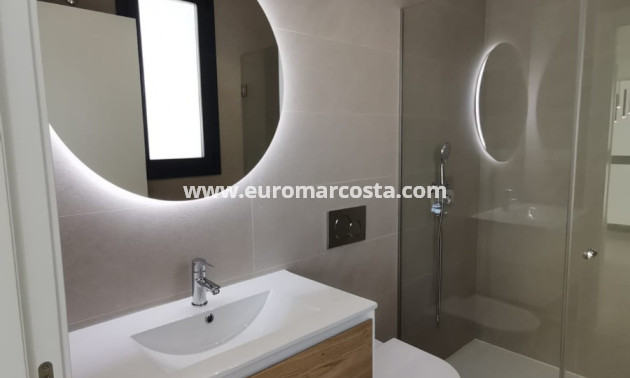 Neubauten - Villa freitstehend - La Manga del Mar Menor - Murcia