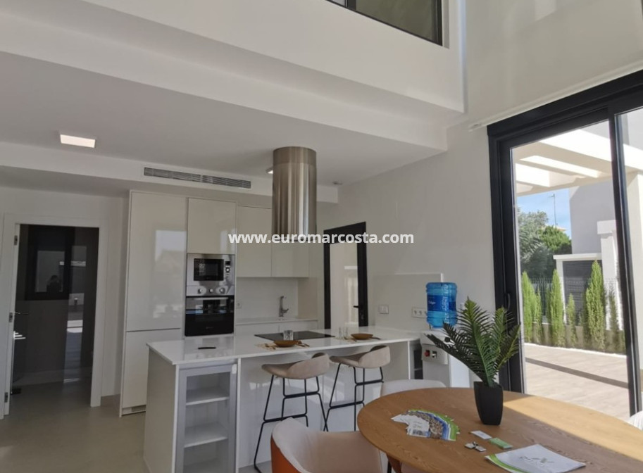 Neubauten - Villa freitstehend - La Manga del Mar Menor - Murcia