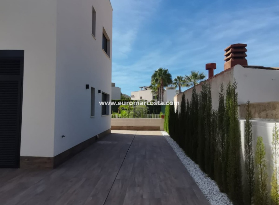 Neubauten - Villa freitstehend - La Manga del Mar Menor - Murcia
