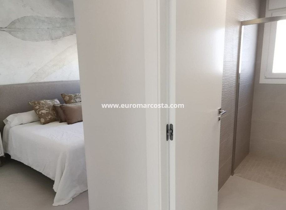 Neubauten - Villa freitstehend - Rojales - Ciudad Quesada