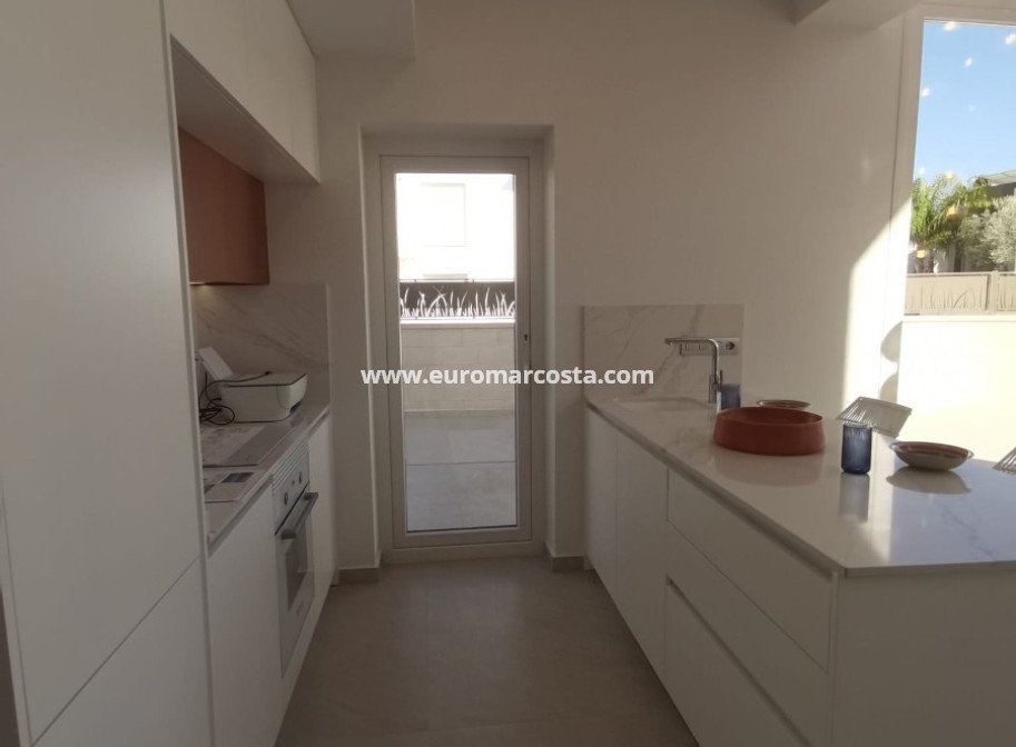 Neubauten - Villa freitstehend - Rojales - Ciudad Quesada