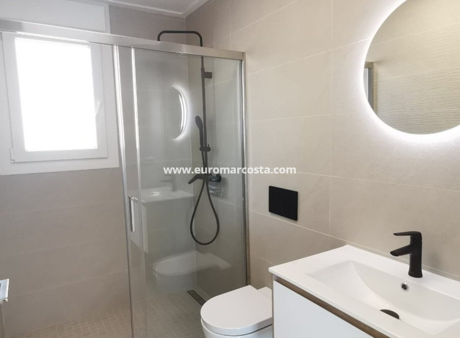 Neubauten - Villa freitstehend - Rojales - Ciudad Quesada