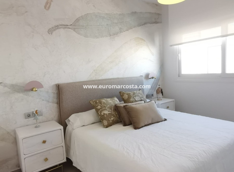 Neubauten - Villa freitstehend - Rojales - Ciudad Quesada