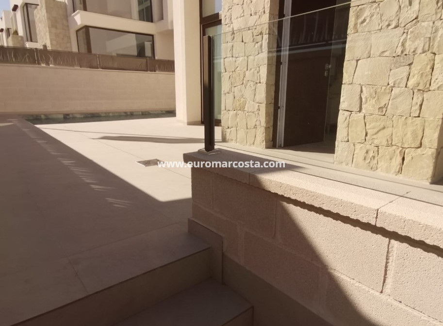 Neubauten - Villa freitstehend - Rojales - Ciudad Quesada