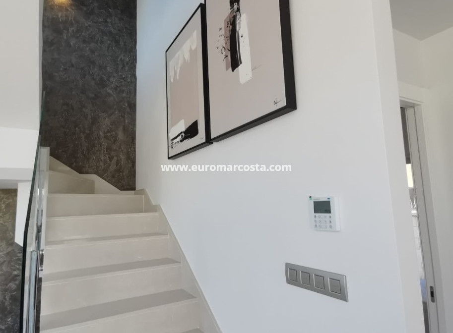 Neubauten - Villa freitstehend - Rojales - Ciudad Quesada