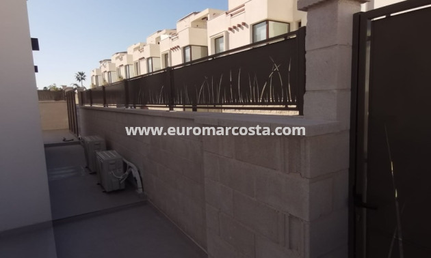 Neubauten - Villa freitstehend - Rojales - Ciudad Quesada