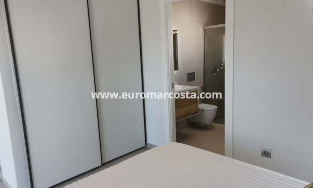 Neubauten - Villa freitstehend - Rojales - Ciudad Quesada