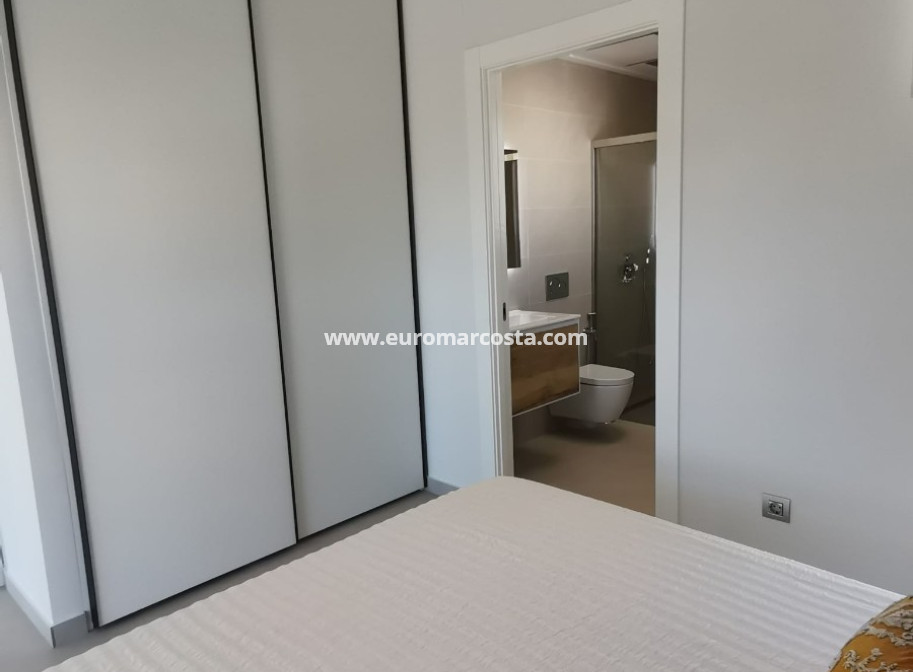 Neubauten - Villa freitstehend - Rojales - Ciudad Quesada