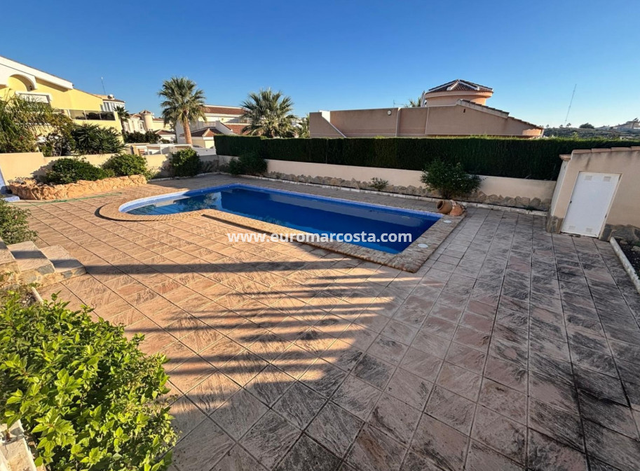 Sale - Villa - Ciudad Quesada