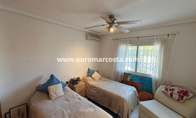 Sale - Villa - Ciudad Quesada