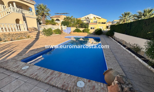 Sale - Villa - Ciudad Quesada