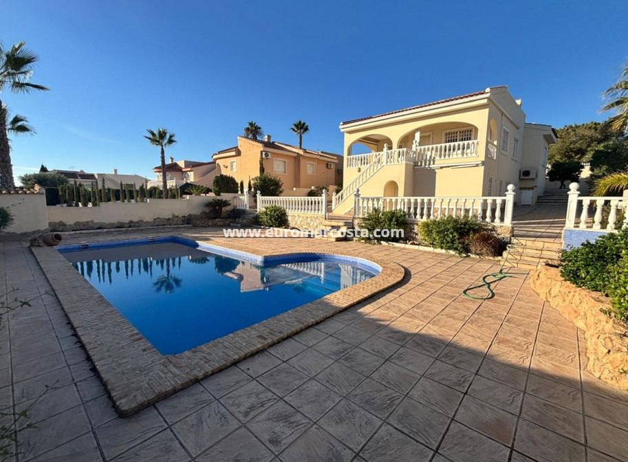 Sale - Villa - Ciudad Quesada