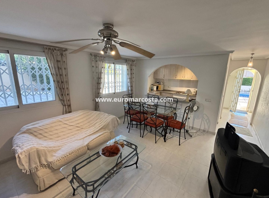 Sale - Villa - Ciudad Quesada