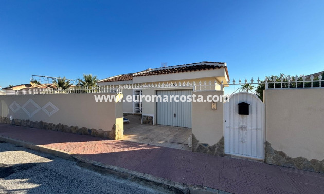 Sale - Villa - Ciudad Quesada