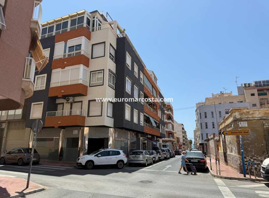 Sale - Commercial - Torrevieja - TORREVIEJA