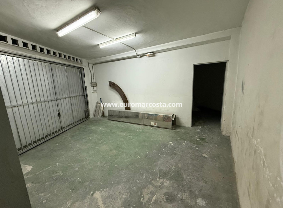 Sale - Commercial - Torrevieja - TORREVIEJA