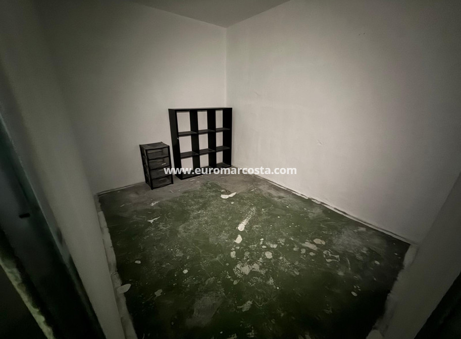 Sale - Commercial - Torrevieja - TORREVIEJA