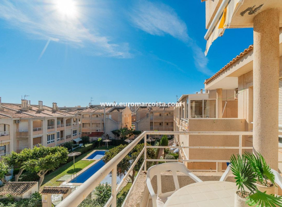 Objekte zum Wiederverkauf - Wohnung - Torrevieja - TORREVIEJA