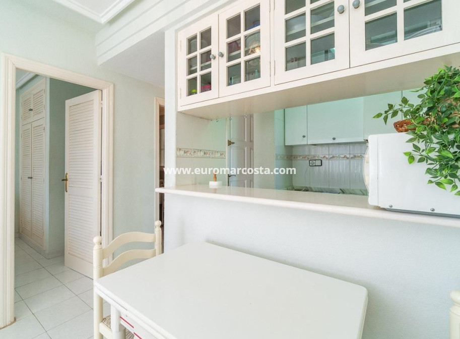 Objekte zum Wiederverkauf - Wohnung - Torrevieja - TORREVIEJA