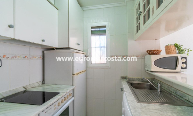 Objekte zum Wiederverkauf - Wohnung - Torrevieja - TORREVIEJA