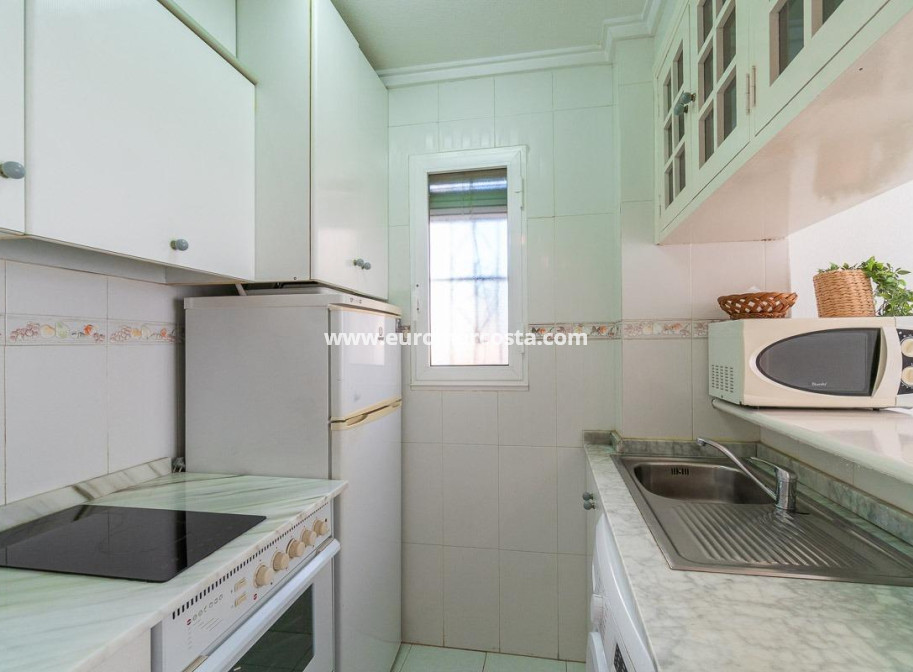 Objekte zum Wiederverkauf - Wohnung - Torrevieja - TORREVIEJA
