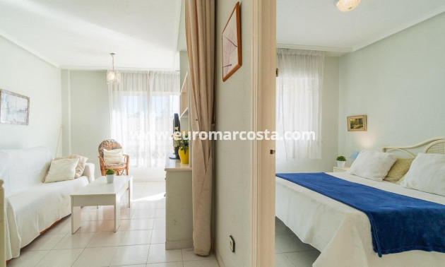 Objekte zum Wiederverkauf - Wohnung - Torrevieja - TORREVIEJA