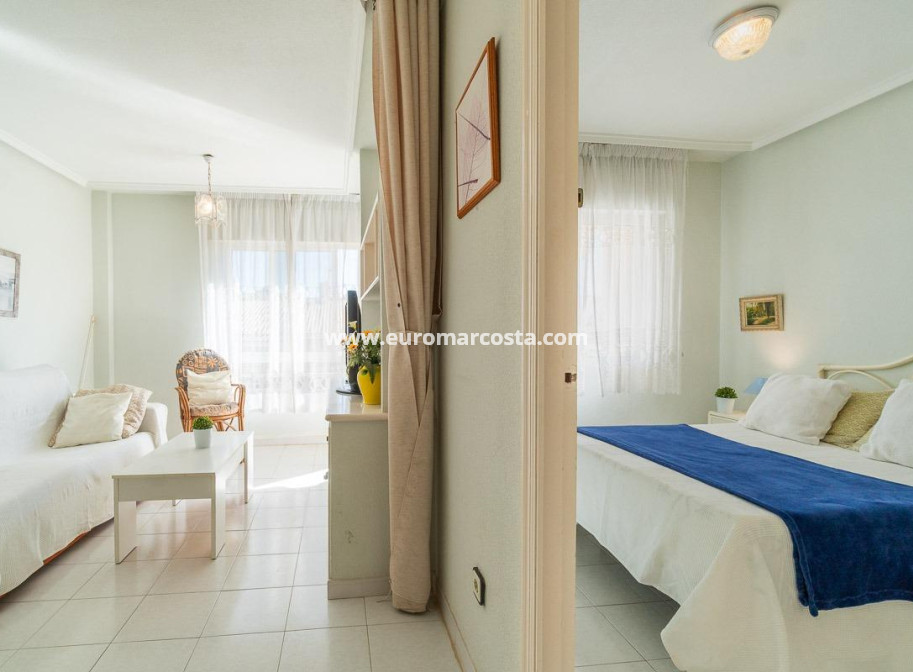 Objekte zum Wiederverkauf - Wohnung - Torrevieja - TORREVIEJA