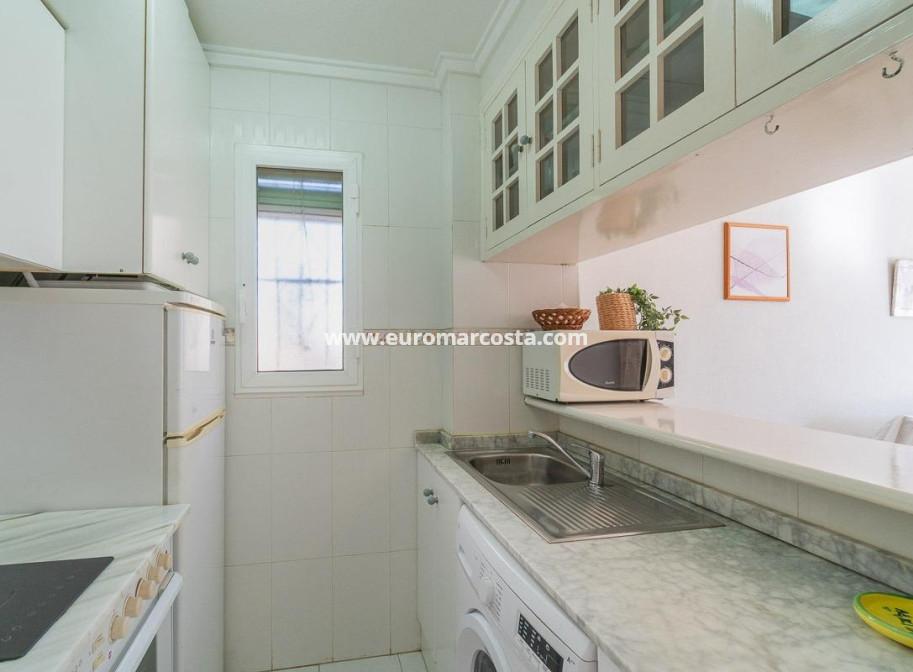 Objekte zum Wiederverkauf - Wohnung - Torrevieja - TORREVIEJA