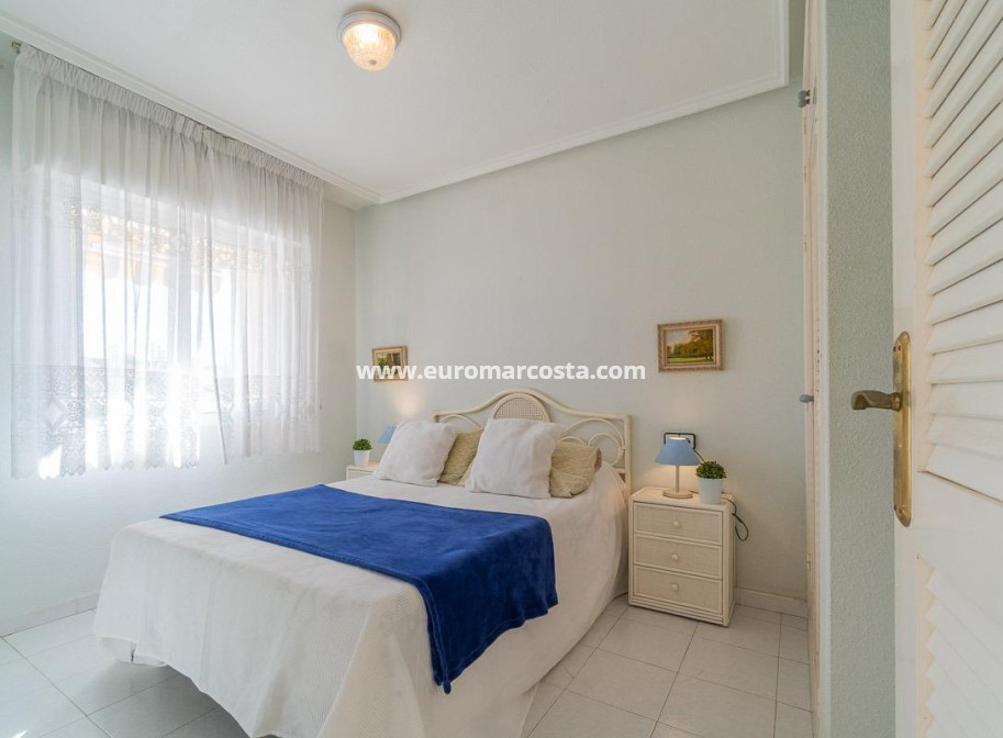 Objekte zum Wiederverkauf - Wohnung - Torrevieja - TORREVIEJA