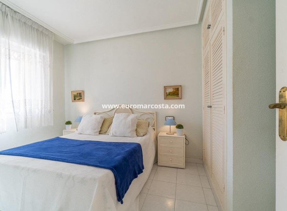 Objekte zum Wiederverkauf - Wohnung - Torrevieja - TORREVIEJA