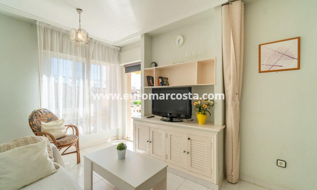 Objekte zum Wiederverkauf - Wohnung - Torrevieja - TORREVIEJA