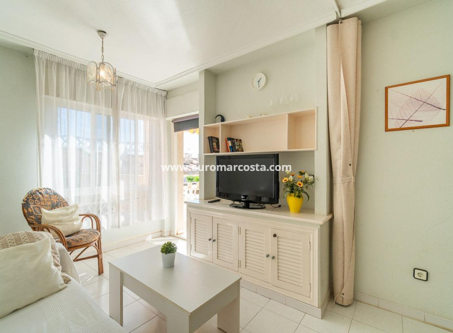 Objekte zum Wiederverkauf - Wohnung - Torrevieja - TORREVIEJA
