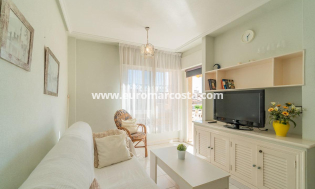 Objekte zum Wiederverkauf - Wohnung - Torrevieja - TORREVIEJA