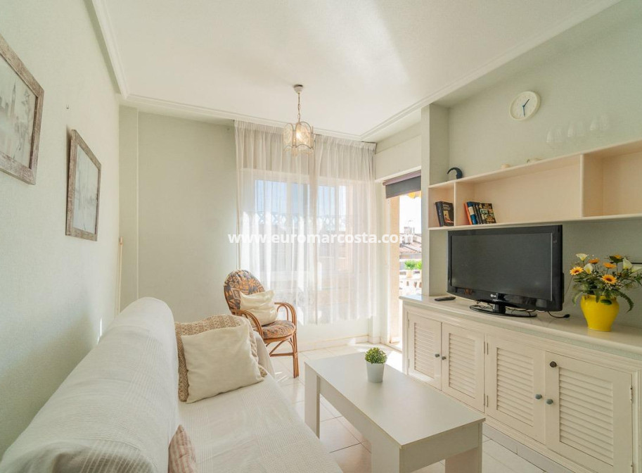 Objekte zum Wiederverkauf - Wohnung - Torrevieja - TORREVIEJA