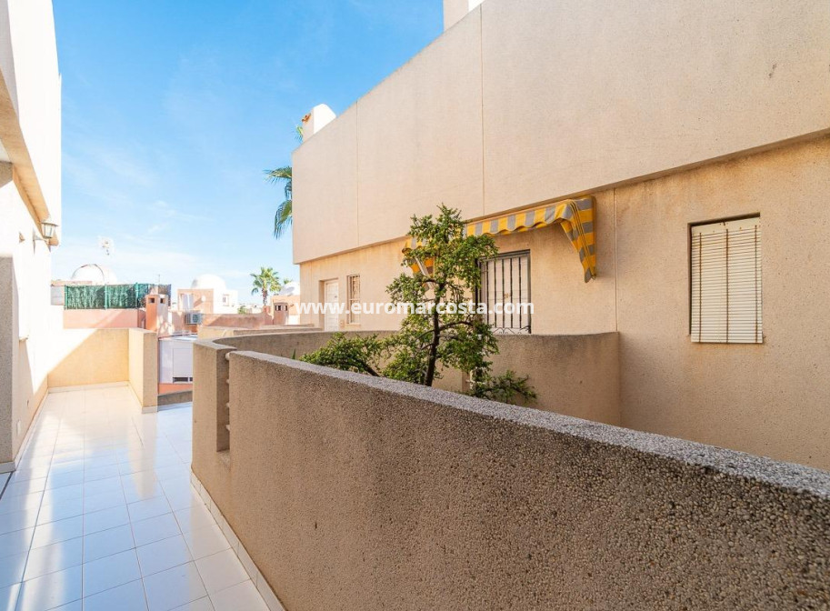 Objekte zum Wiederverkauf - Wohnung - Torrevieja - TORREVIEJA