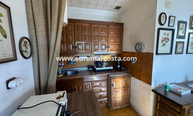 Objekte zum Wiederverkauf - Bungalow - Torrevieja - TORREVIEJA