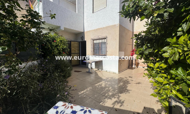 Objekte zum Wiederverkauf - Bungalow - Torrevieja - TORREVIEJA