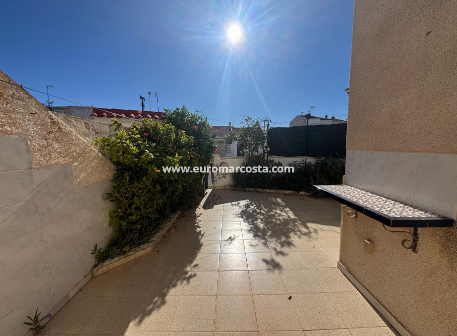 Objekte zum Wiederverkauf - Bungalow - Torrevieja - TORREVIEJA